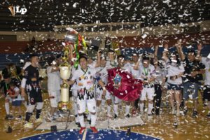 Fantasmas Morales Moralitos campeón de la Liga Nacional de Futsal