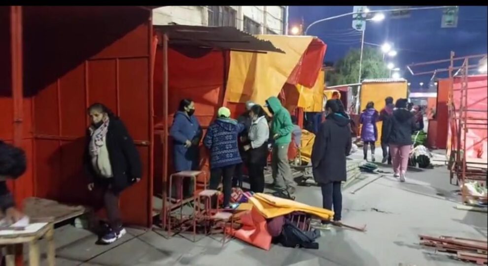 Feria Navideña en la Avenida 6 de Agosto
