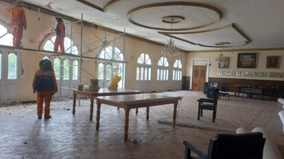 Restauración de salones en la Gobernación de Oruro