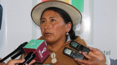 Sara Poma nueva autoridad de Salinas