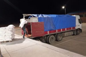 Entrega de harina subvencionada en Oruro
