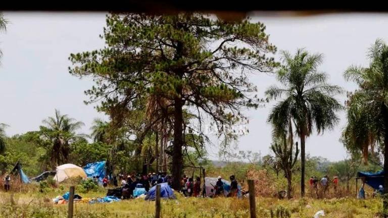 Avasallamientos en Santa Cruz: Afectados buscan recursos para ayudar a heridos