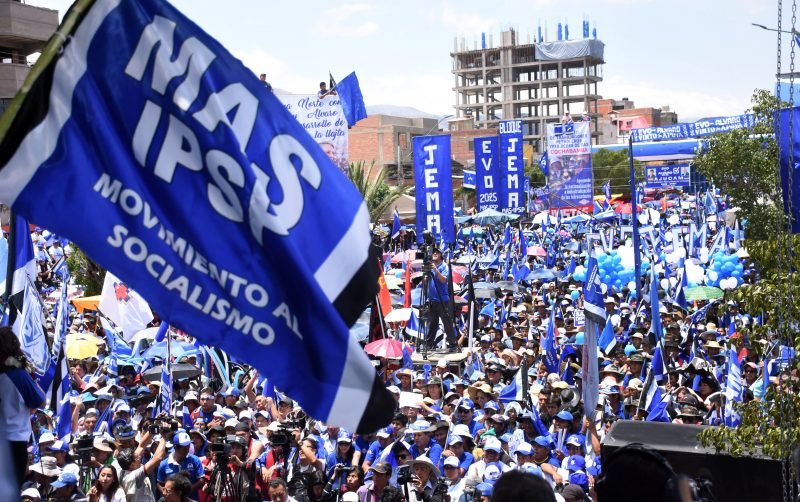 Triunfo electoral del MAS en medio de división