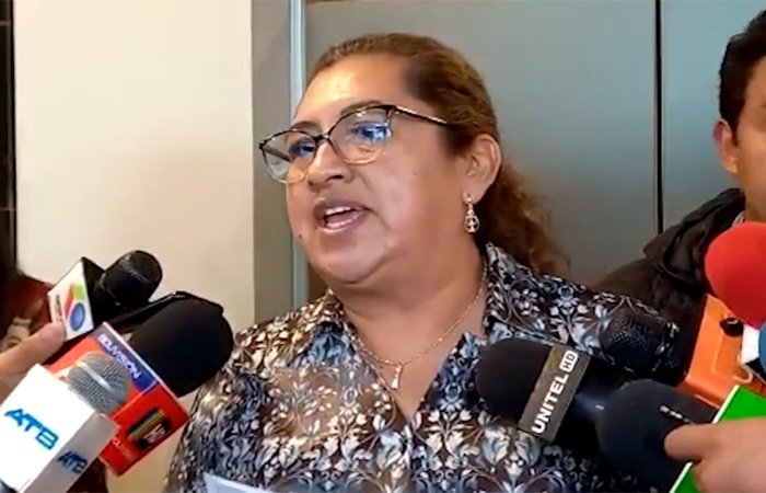 Informe sobre paro cruceño solicitado al gobernador Luis Fernando Camacho