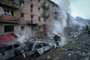 Rusia ataca Kiev