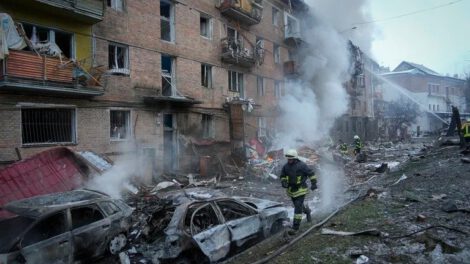 Rusia ataca Kiev