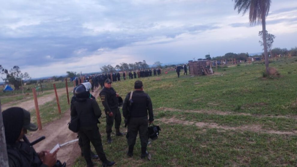 Avasallamiento de predios en las Lomas de Arena
