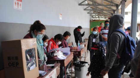 Actualización de recintos electorales en Oruro