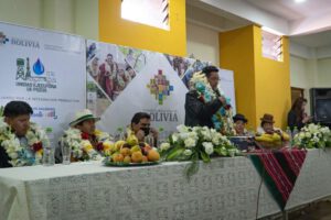 Perforación de pozos en Oruro para paliar la sequía