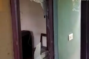 Pandilleros destrozan comisaría en Santa Cruz