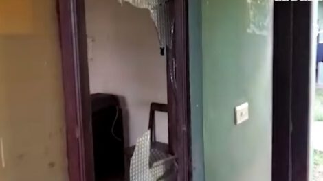 Pandilleros destrozan comisaría en Santa Cruz