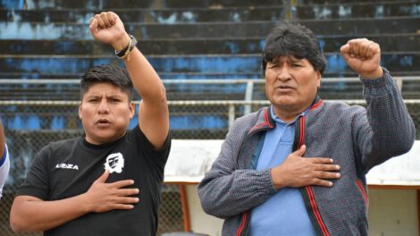 Traición al MAS según el senador Loza