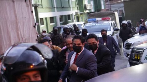Camacho se abstiene de declarar ante la Fiscalía