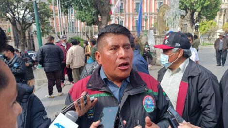 Fernando Camacho no puede ser liberado ni salir de La Paz