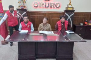 Doble Vía Oruro-Challapata garantizada por CAF