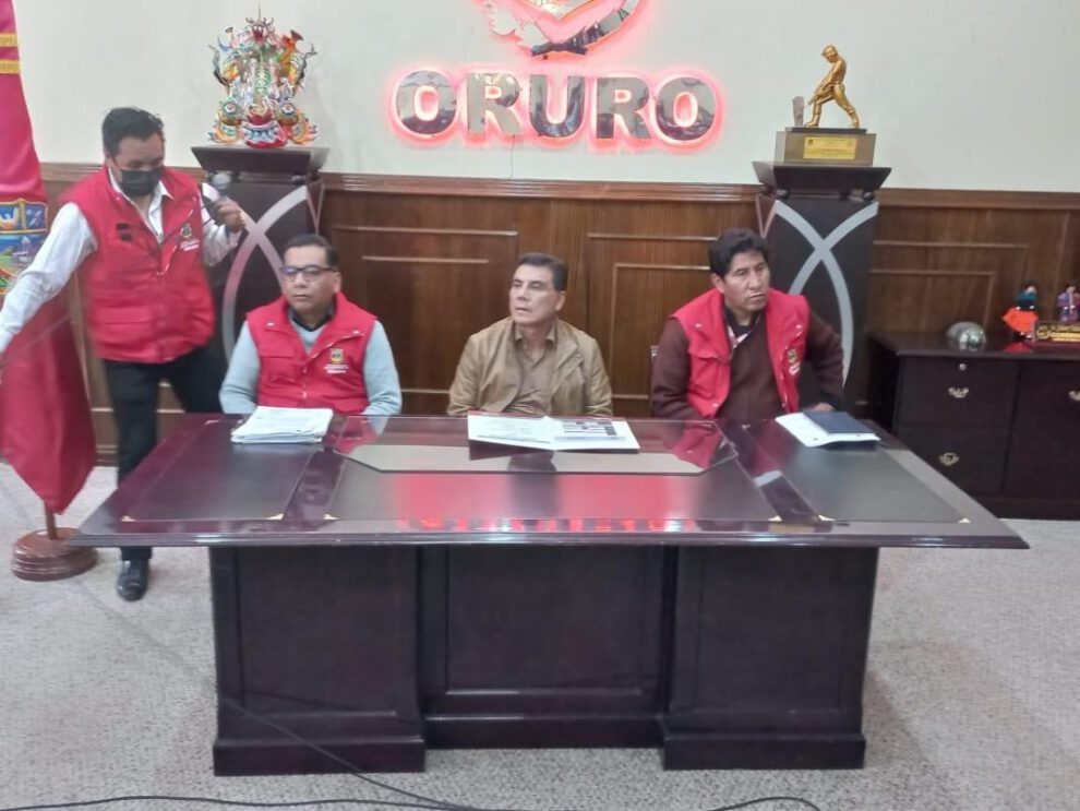 Doble Vía Oruro-Challapata garantizada por CAF