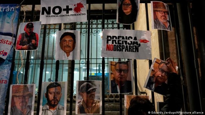 Periodistas asesinados en Irak, Siria y México
