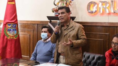 Gobernador de Oruro se refiere a las normas que rigen a los bolivianos