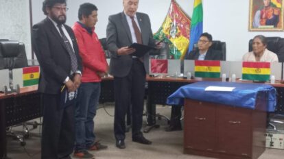 Reconocimiento a Ingeniería Eléctrica en la UTO