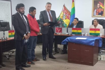 Reconocimiento a Ingeniería Eléctrica en la UTO