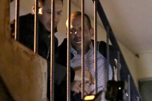 Luis Fernando Camacho permanece detenido en Chonchocoro