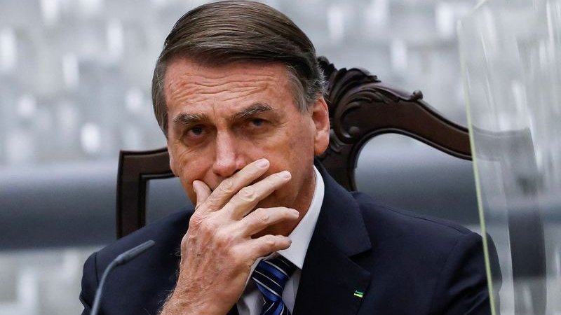Bolsonaro llama a fortalecer la oposición en Brasil