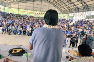 Evo Morales exige al Gobierno que se expulse a ministros pititas
