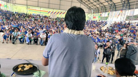 Evo Morales exige al Gobierno que se expulse a ministros pititas