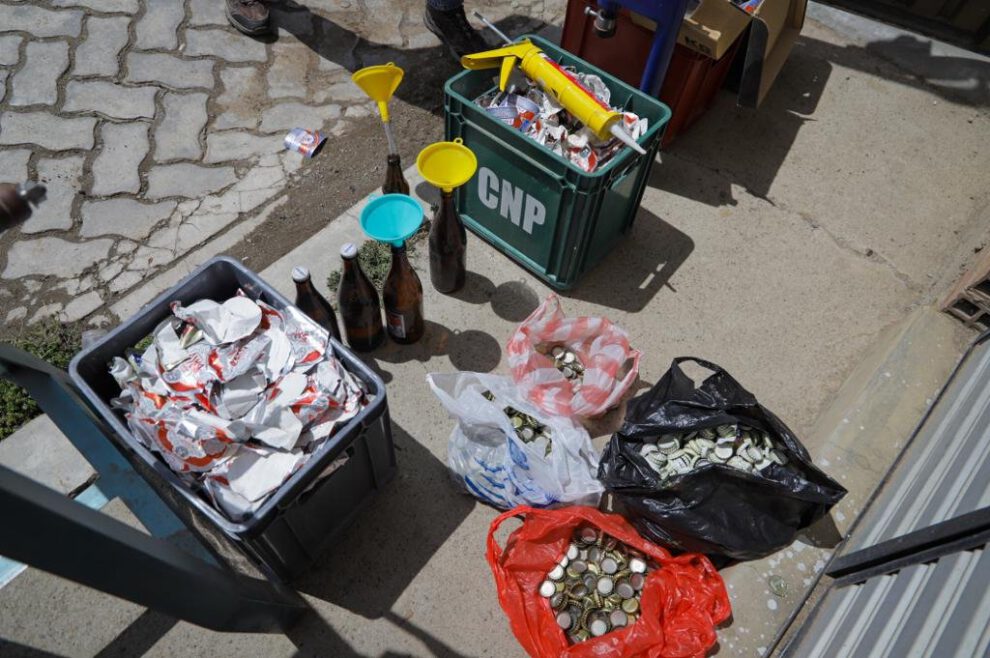 Fábrica clandestina de cerveza en El Alto