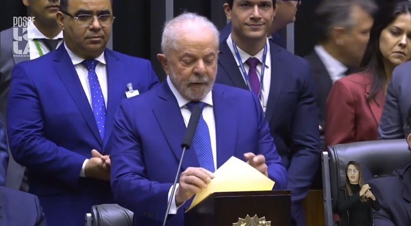 Lula da Silva juró como nuevo Presidente de Brasil