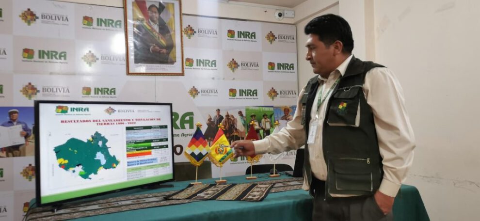 Saneamiento de terrenos en Oruro