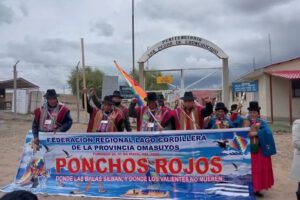 Control policial en Chonchocoro tras incidente con Ponchos Rojos