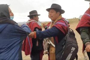Ponchos Rojos en Chonchocoro