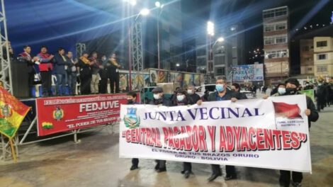 Gran Marcha de la Orureñidad convocada por Fedjuve en Oruro