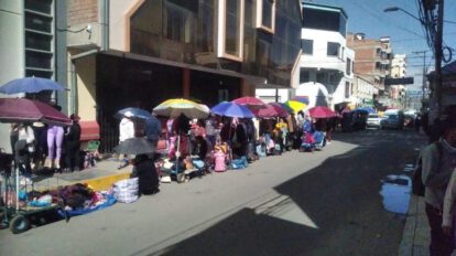 Feria Navideña en la avenida 6 de Agosto