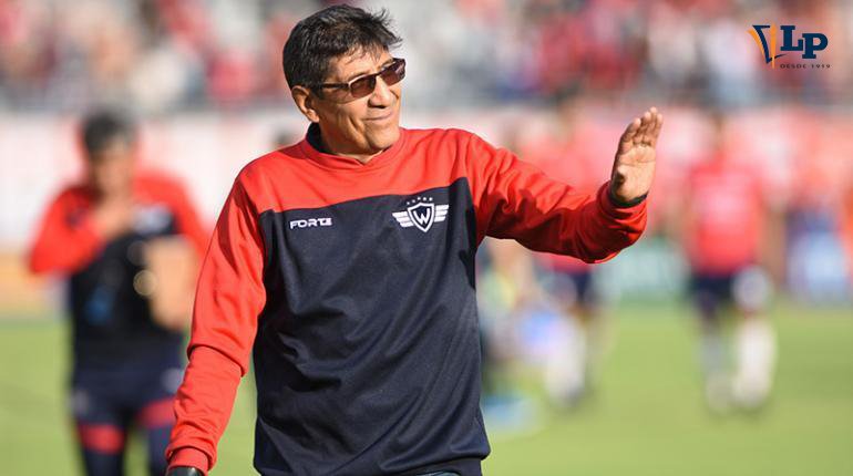 Alberto Illanes reclama a Wilstermann el pago de 114.500 dólares