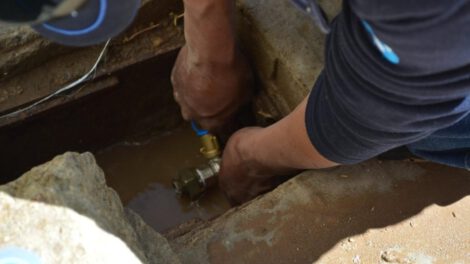 Corte de agua en Oruro por trabajos de interconexión