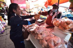 Precio del pollo en La Paz