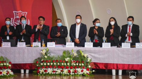 Anuncian cambio de secretarios ediles en Oruro