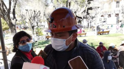 Elías Colque pide se obligue cancelación de aguinaldos