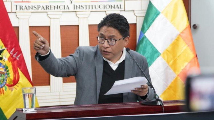 Gobierno insiste en que Camacho deje de ser gobernador