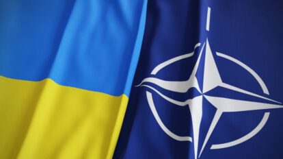 Ucrania miembro de facto de la OTAN