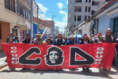 Marcha en Oruro pidiendo 30 años de cárcel para Luis Fernando Camacho