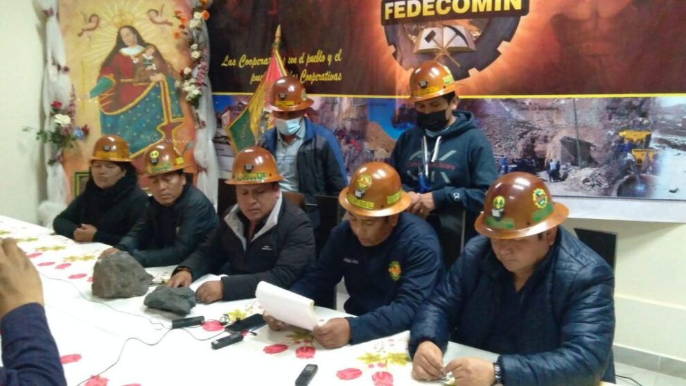 Fedecomin pide 200 ítems de trabajo en Oruro
