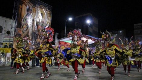 Autoridades buscan aprovechar el poco tiempo que resta para el Carnaval de Oruro