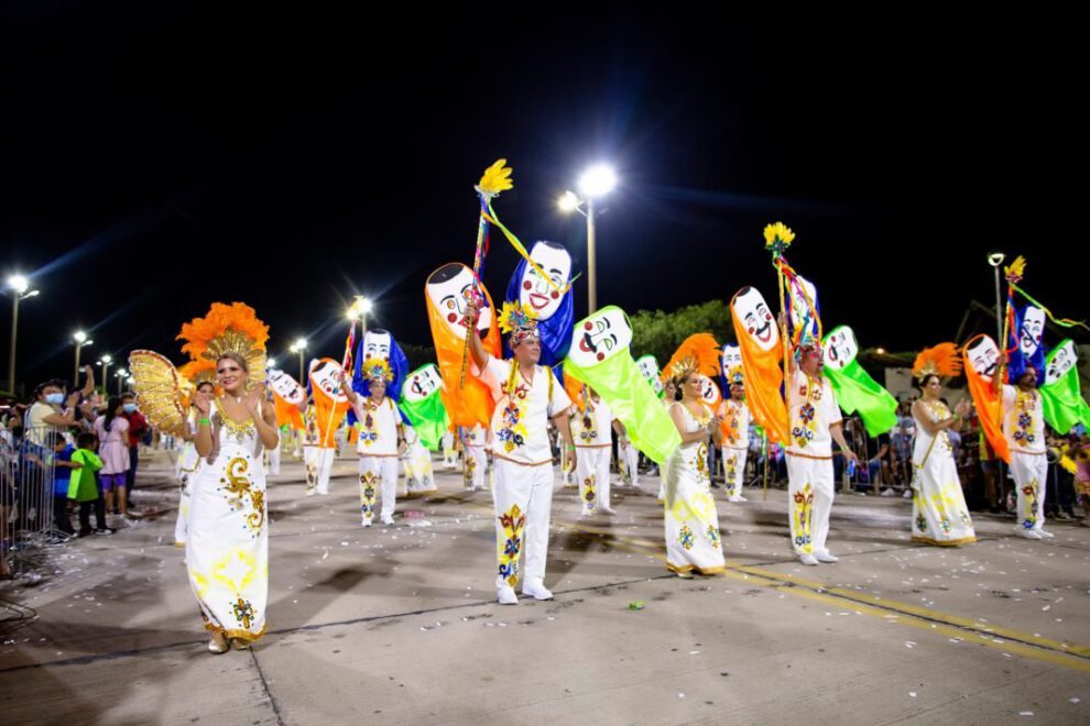 Carnaval Cruceño se celebraría los tres días de feriado