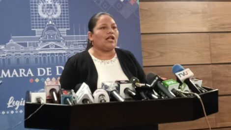 Expulsión de Arce y Choquehuanca en el MAS