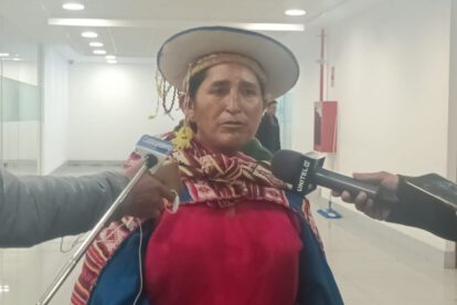 Lidia Patty agradece vigilias en el penal de Chonchocoro