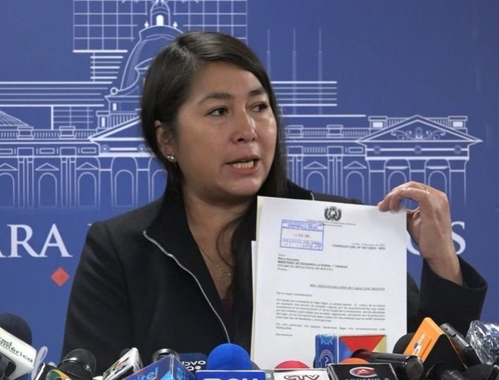 Denuncia por terrorismo presentada por Rosario García contra Rómulo Calvo y la UJC