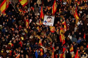 Protestas en España pidiendo la renuncia del Presidente Sánchez